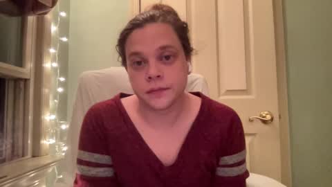 Hollys Drive threw Side Of CB. online show from December 2024 10:10:02 AM