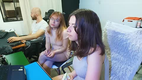 Holly and Honey online show from December 2024 08:54:02 PM