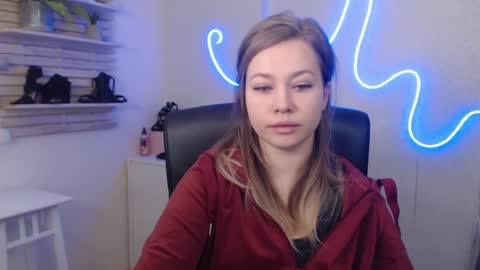 Holly online show from January 2025 04:32:01 AM