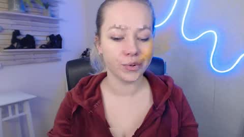 Holly online show from January 2025 08:43:01 AM