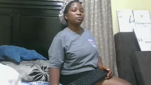 Molly online show from April 2026 10:59:01 PM