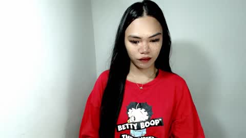 hollyhalo online show from November 2025 08:15:01 AM