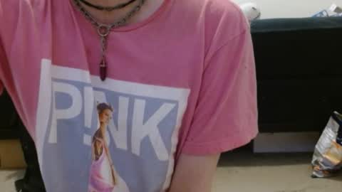 Holly Hawkes online show from January 2025 10:12:02 PM