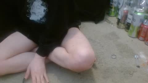 Holly Hawkes online show from October 2025 08:19:01 PM