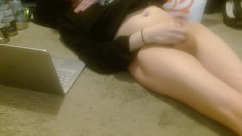 Snapshot of hollyhawkes chatting on February 2026 11:34:02 PM Holly Hawkes online show from February 2026 11:34:02 PM