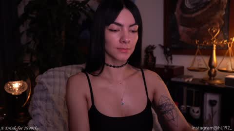 Holly Linder online show from February 2025 05:10:02 AM