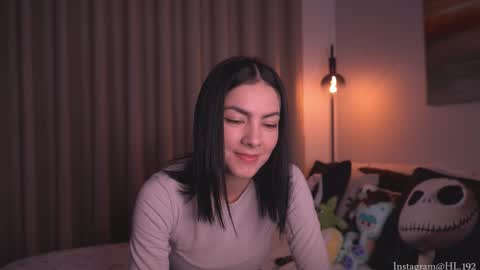 Holly Linder online show from October 2025 02:09:01 AM