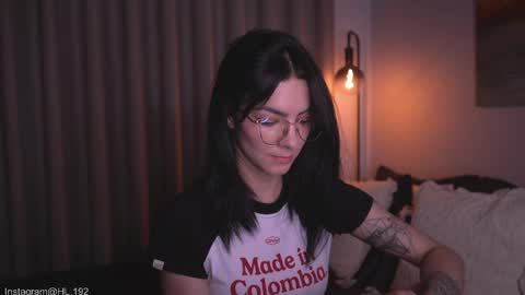 Snapshot of hollylinder_ chatting on May 2026 03:13:01 AM Holly Linder online show from May 2026 03:13:01 AM