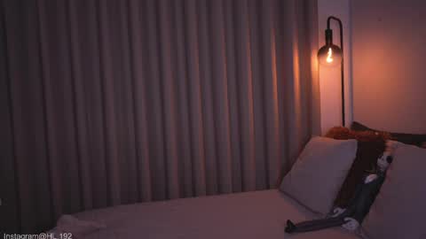 Snapshot of hollylinder_ chatting on May 2026 01:45:01 AM Holly Linder online show from May 2026 01:45:01 AM