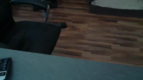 hollymollysucker online show from April 2026 10:46:01 AM