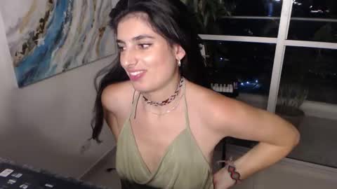 Snapshot of hollyshit_ chatting on February 2025 03:10:02 AM hollyshit_ online show from February 2025 03:10:02 AM