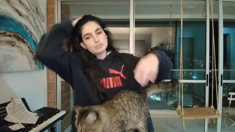 Snapshot of hollyshit_ chatting on November 2025 12:43:02 AM hollyshit_ online show from November 2025 12:43:02 AM