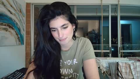 Snapshot of hollyshit_ chatting on November 2025 11:15:01 PM hollyshit_ online show from November 2025 11:15:01 PM