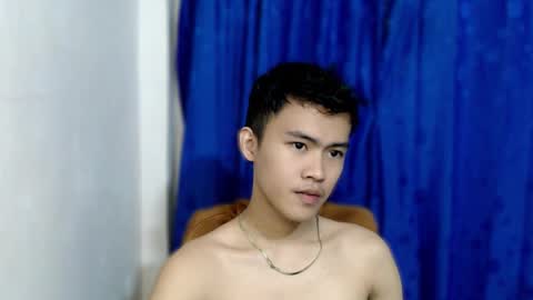 Snapshot of holy_fucker21 chatting on September 2025 01:27:01 PM Jayjay online show from September 2025 01:27:01 PM