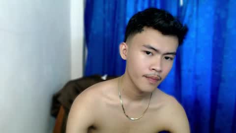 Snapshot of holy_fucker21 chatting on September 2025 04:06:01 AM Jayjay online show from September 2025 04:06:01 AM