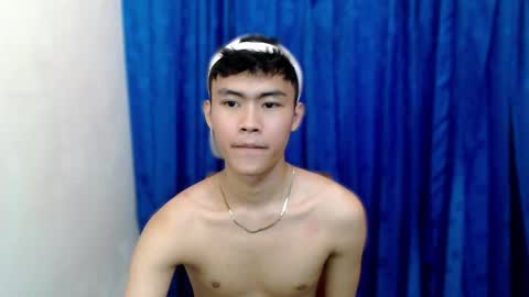 Snapshot of holy_fucker21 chatting on October 2025 08:59:02 AM Jayjay online show from October 2025 08:59:02 AM