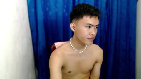 Snapshot of holy_fucker21 chatting on November 2025 12:39:02 PM Jayjay online show from November 2025 12:39:02 PM