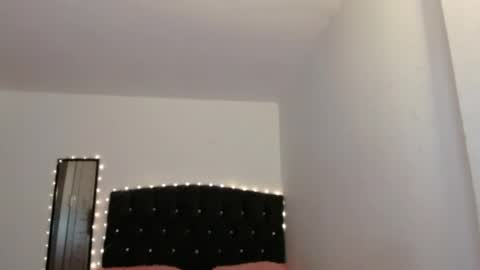 Juli online show from April 2026 02:51:01 AM