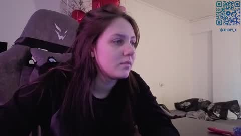 Snapshot of holy_kveta chatting on February 2026 03:27:02 AM Kviki online show from February 2026 03:27:02 AM