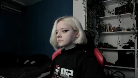 holy_mistresss online show from November 2025 09:09:01 AM