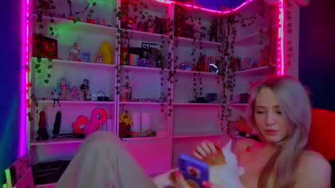 Rumi online show from October 2025 01:23:01 PM