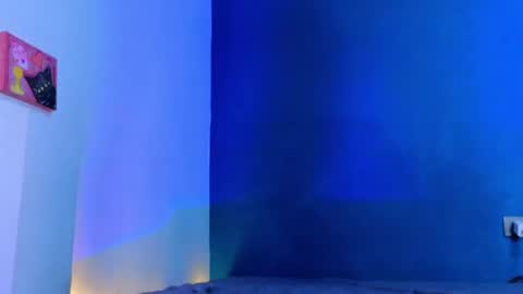      online show from February 2025 08:09:02 AM