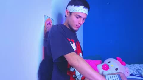      online show from November 2025 04:34:01 AM