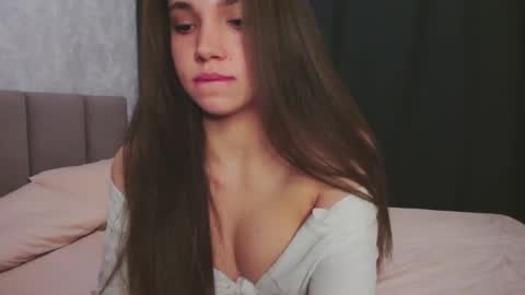 holysinner83 online show from March 2026 02:33:02 PM