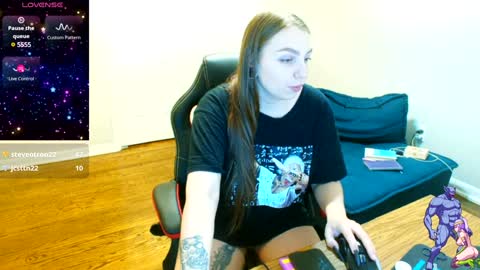 Snapshot of holyweed420 chatting on January 2025 03:16:01 AM Viktoria online show from January 2025 03:16:01 AM