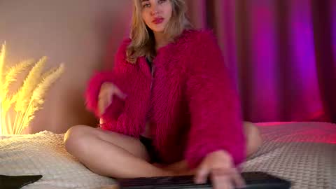 Vicky my another account here - desperate clit online show from September 2025 07:04:01 PM