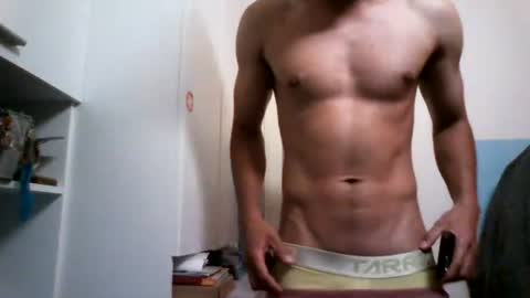 juan chard homme online show from June 2026 09:35:01 PM