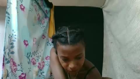 Snapshot of honeria98 chatting on February 2026 07:01:01 AM honeria98 online show from February 2026 07:01:01 AM