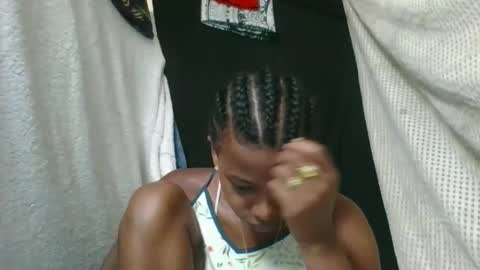 Snapshot of honeria98 chatting on February 2026 06:37:01 AM honeria98 online show from February 2026 06:37:01 AM