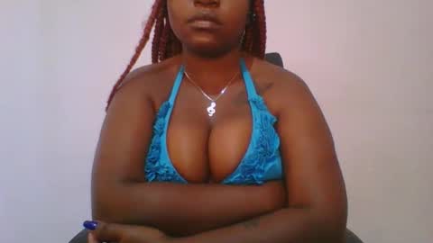 honey_beb online show from October 2025 09:27:01 AM