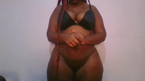 honey_beb online show from October 2025 04:53:02 AM