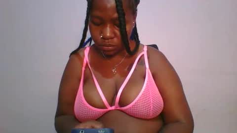 honey_beb online show from November 2025 02:55:01 AM