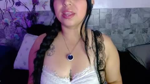 Snapshot of honey_buns_1 chatting on December 2025 11:16:02 AM mimi online show from December 2025 11:16:02 AM
