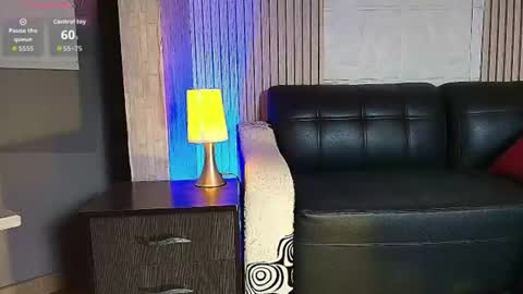 Snapshot of honey_dark chatting on June 2026 01:56:01 PM Honney online show from June 2026 01:56:01 PM