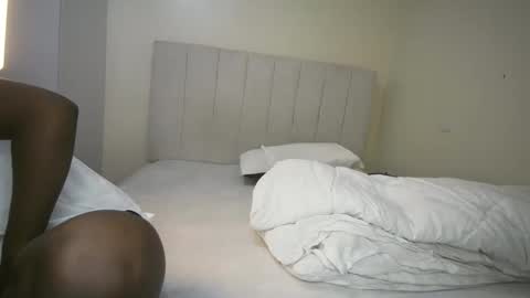 honey drop online show from March 2026 08:49:01 AM