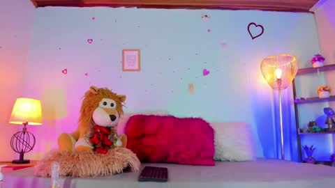 Snapshot of honey_fox01 chatting on December 2024 03:13:02 PM HONEY online show from December 2024 03:13:02 PM