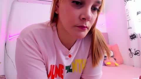 Jhenna martinez online show from October 2025 03:00:01 PM