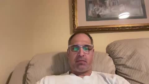 honey_man14 online show from April 2026 02:28:01 AM