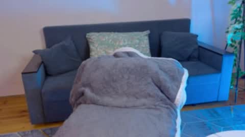 Snapshot of honey_nana chatting on November 2025 01:44:02 PM Nana and Rustam online show from November 2025 01:44:02 PM