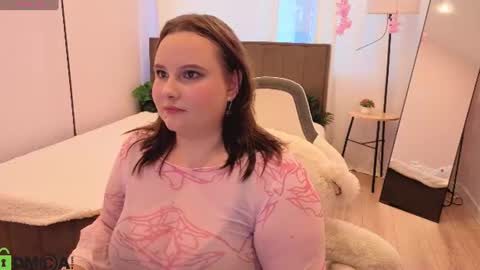 Snapshot of honey_sakura chatting on July 2026 10:39:01 AM HoneySakura online show from July 2026 10:39:01 AM
