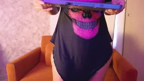 Snapshot of honey_sweet8 chatting on November 2025 12:18:01 PM Honey-Sweett online show from November 2025 12:18:01 PM