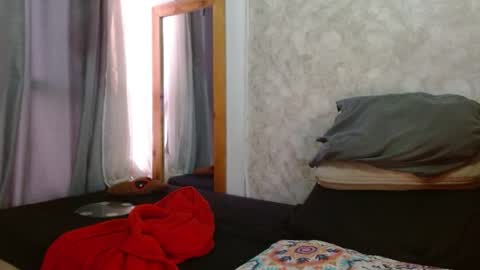 Honey-Sweett online show from July 2026 06:20:01 PM