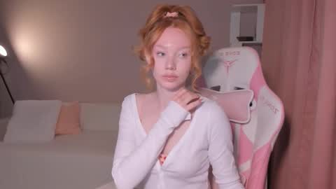 honeyautumn online show from October 2025 11:34:02 PM