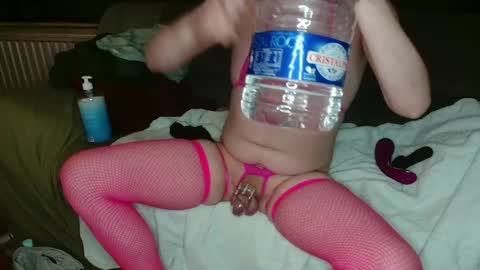 HoneyBunnyBedPet online show from April 2026 02:27:02 AM