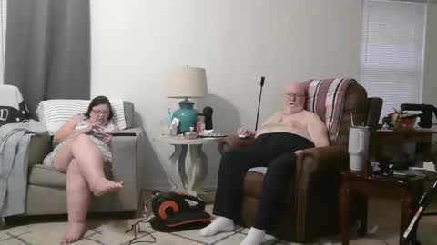 Honey online show from January 2025 10:06:02 PM