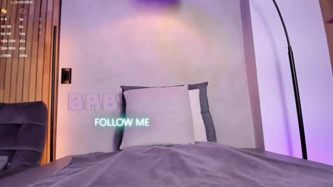 Sofia independent model online show from January 2025 11:19:02 AM